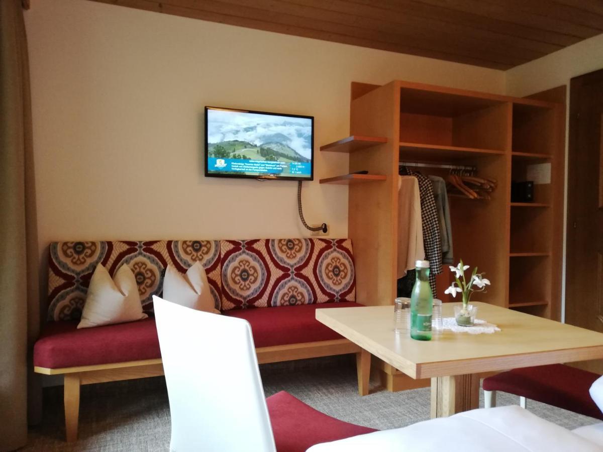 Hotel Garni Erler Mayrhofen Exterior foto
