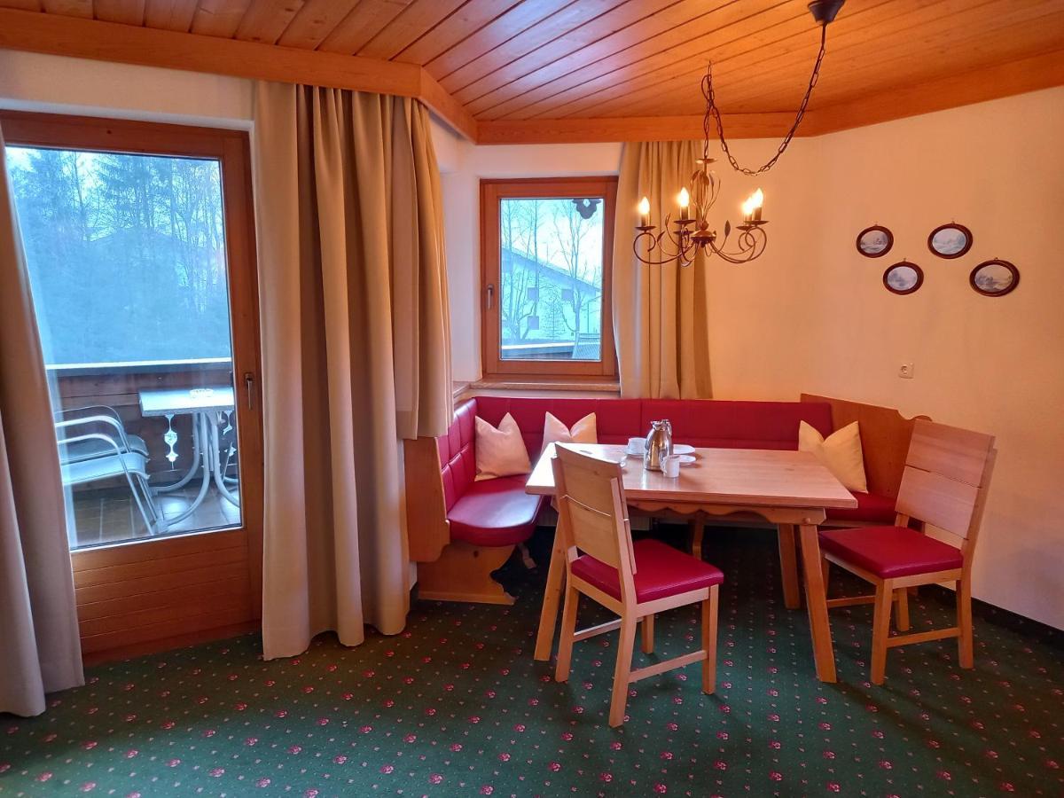 Hotel Garni Erler Mayrhofen Exterior foto